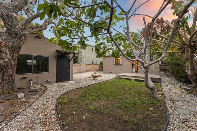 Photo - 3781 Greenwood Ave