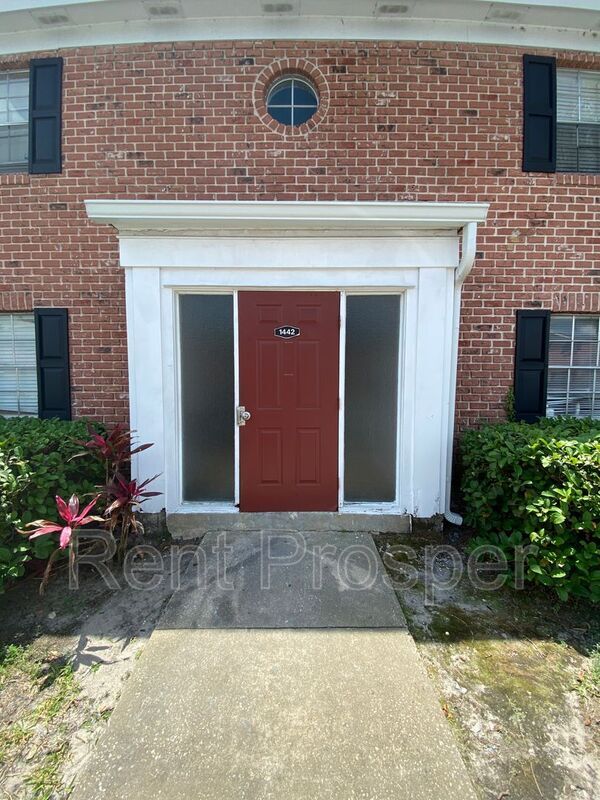 1442 Holden Ave Condo For Rent in Orlando, FL