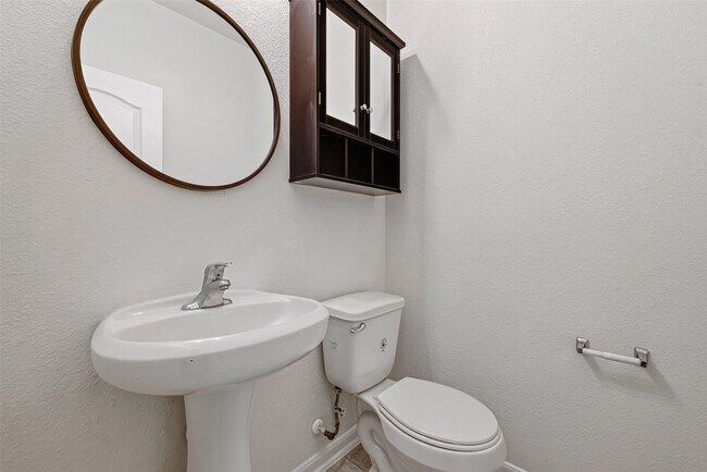 Photo - 25319 Whitehaven Gate St
