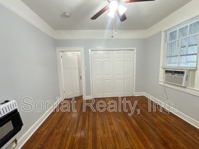 Photo - 1668 Agriculture St