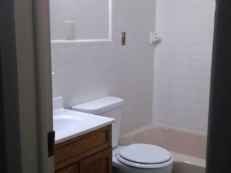 1514 N Jenison Ave Rental For Rent in Lansing, MI