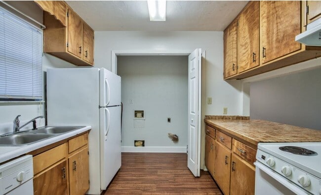 Photo - 4779 Leah Ln