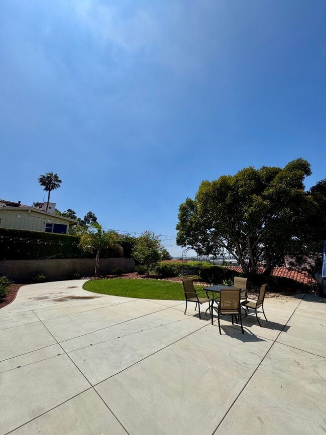 2445 Juan St Unidad 2445 Juan Street, #C