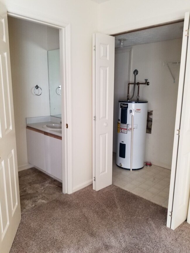 Photo - Large 3 BR, 2.5 bath townhome