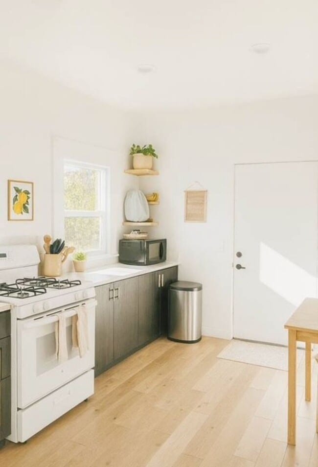 Photo - Beautiful Remodeled 4 bedroom house Near Downtown and Cal Poly