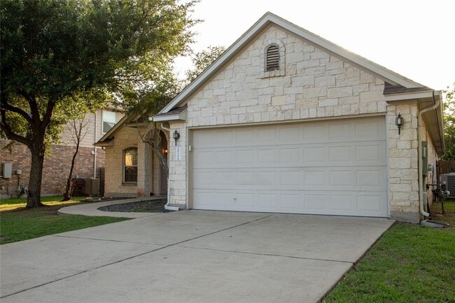 Photo - 3936 Links Ln
