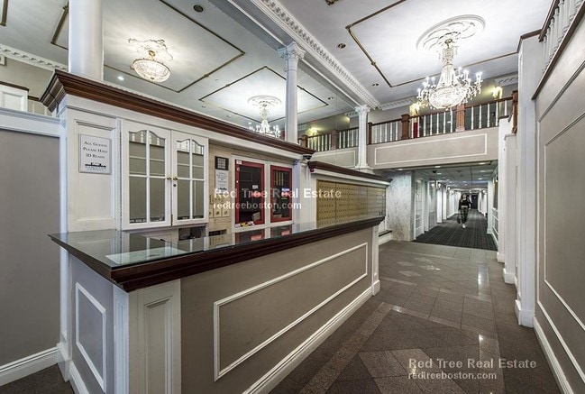 62 Boylston St Unit M16