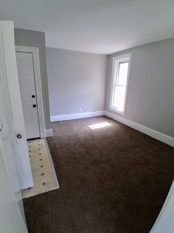 Building Photo - 924 N Capitol Ave Unit 3