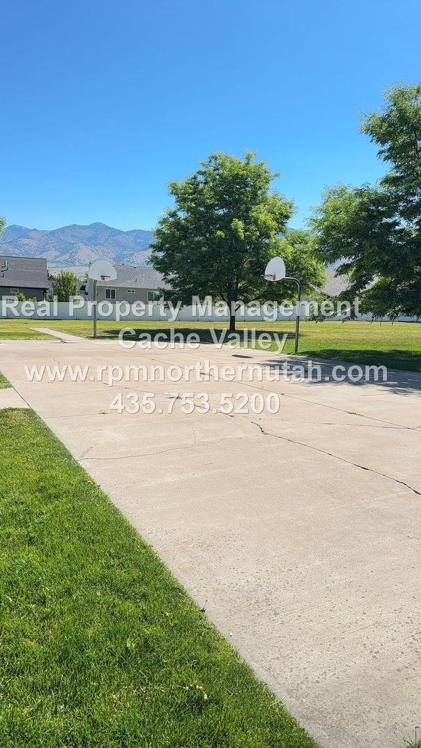 Photo - Immaculate 3 bedroom home in North Logan! Available in August