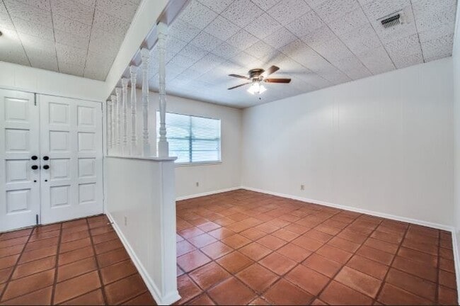 Photo - 101 Pine View Dr