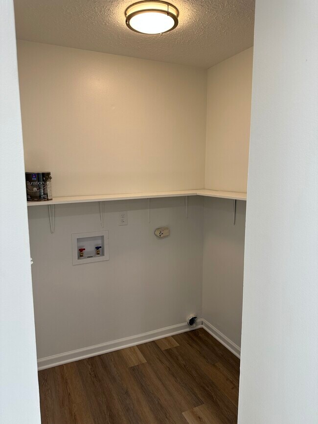 1280 Stonegate Rd Townhome Townhome Rental in Greenwood IN