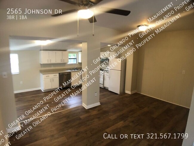 Photo - 2565 Johnson Dr