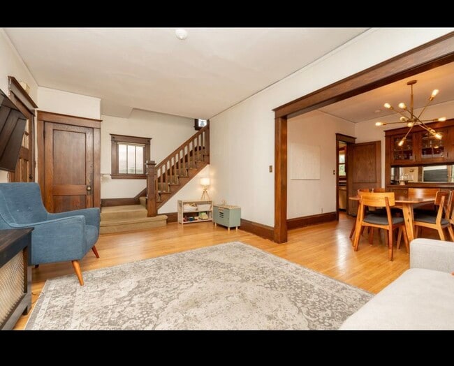 Photo - 2041 Princeton Ave