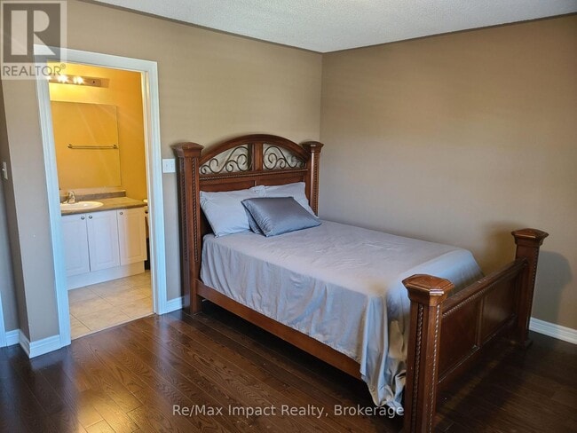 Photo - 1688 Finkle Dr
