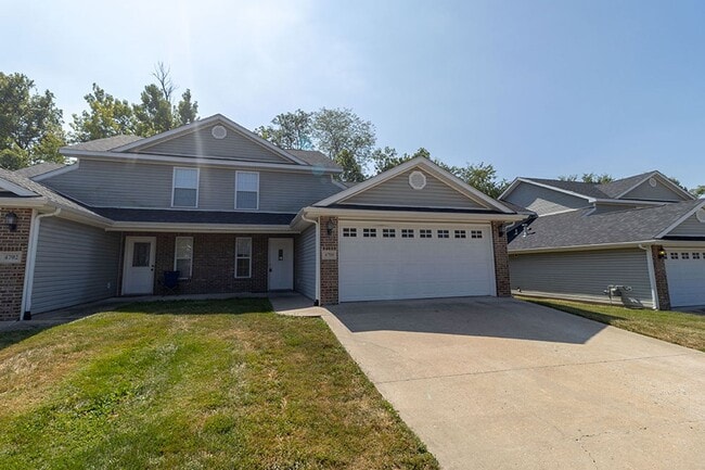 Building Photo - 4700 Dehaven Dr Unit 4700 Dehaven Dr