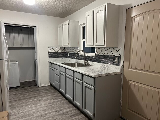 All appliances included - 4504 Comanche Ave Unit 4504 Comanche ave