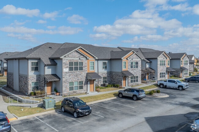 Building Photo - Bison Trails Apartments
