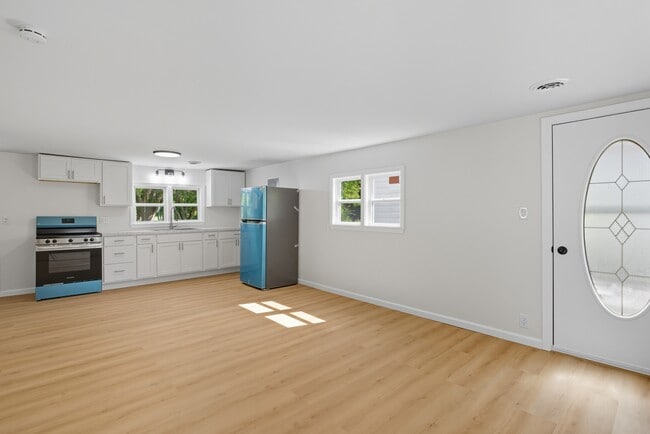 Photo - 9358 N Saginaw Rd