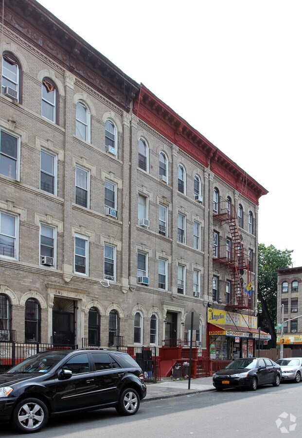 Photo - 97 Kingston Ave Apartments