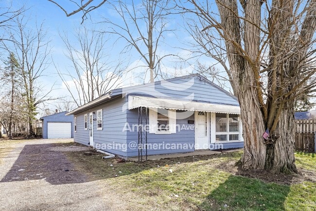 Photo - 905 Clement St