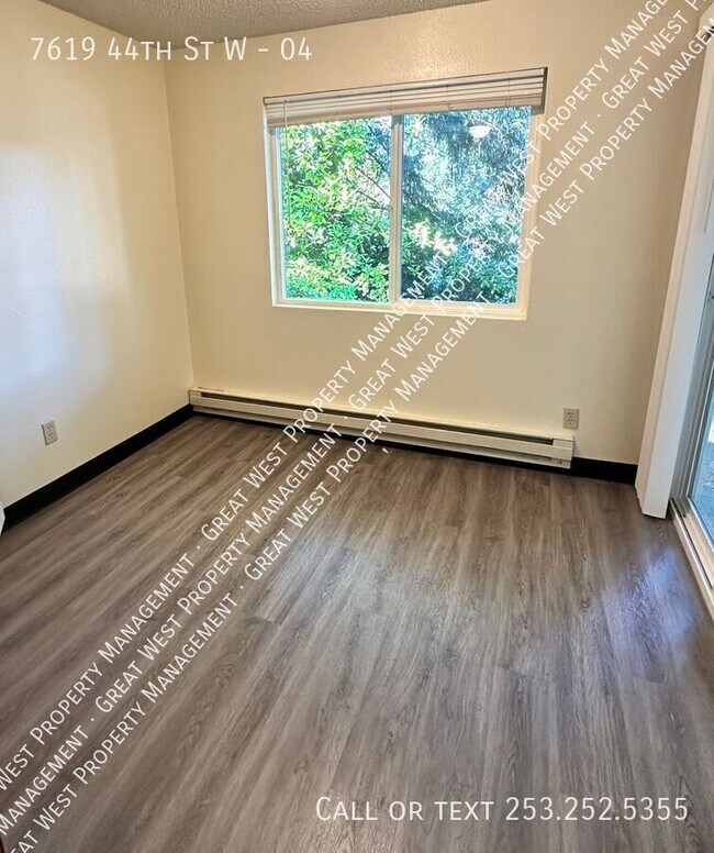Photo - 7619 44th St W Unit 04