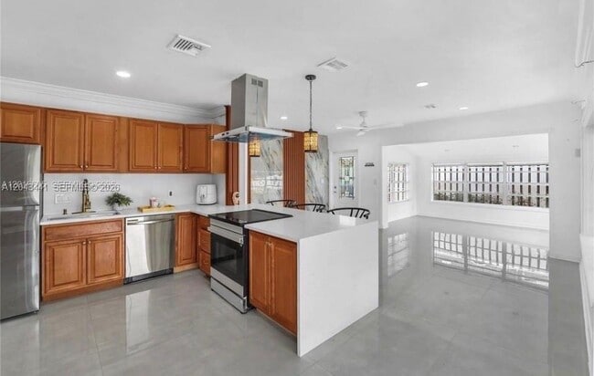 Photo - 2718 Sherman St