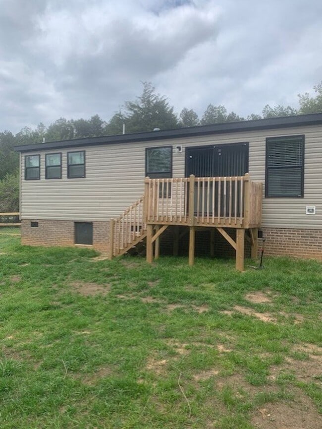 Photo - 561 Morris Bridge Rd