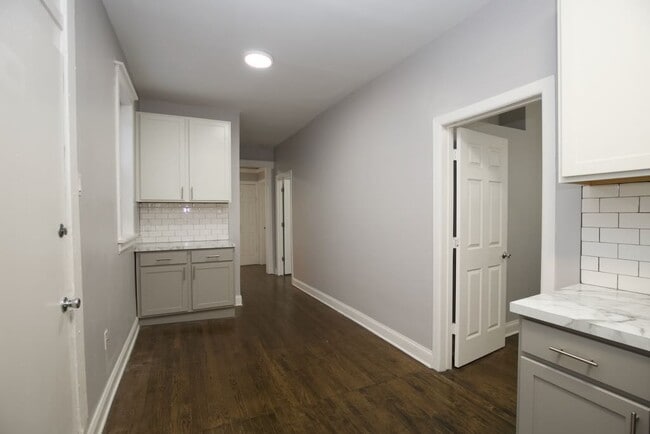 Photo - 6259 N Lakewood Ave Unidad 4