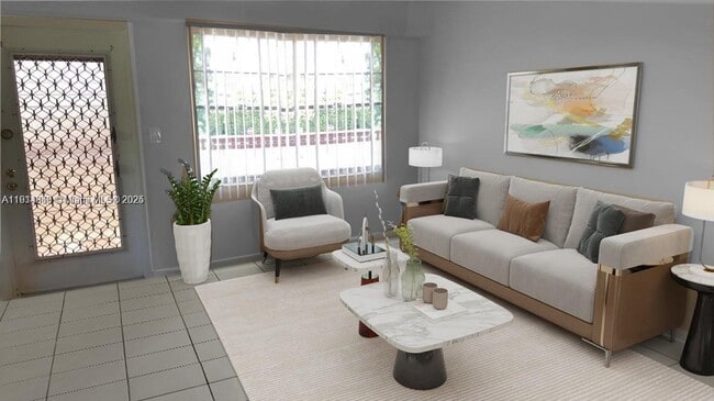 Photo - 164 Fanshaw D Unit 164