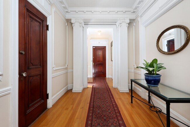Photo - 1514 Beacon St Unit 27