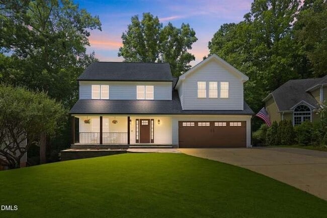Photo - 112 Waterfall Ct