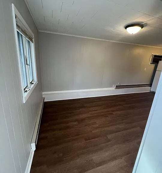 Photo - 304 E Lehr Ave