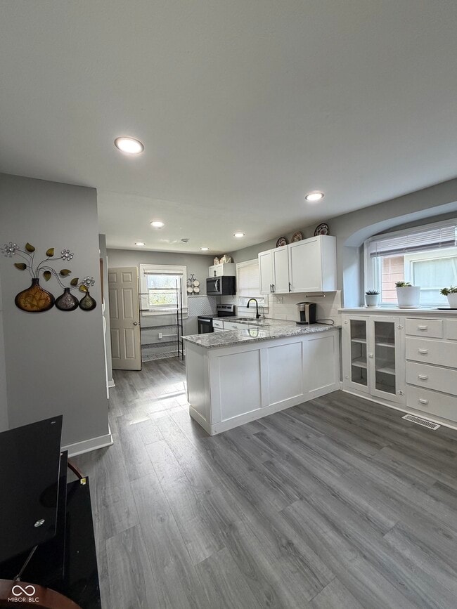 Photo - 1409 N Warman Ave