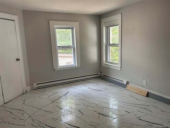 Photo - 404 NY-52 Unit 3