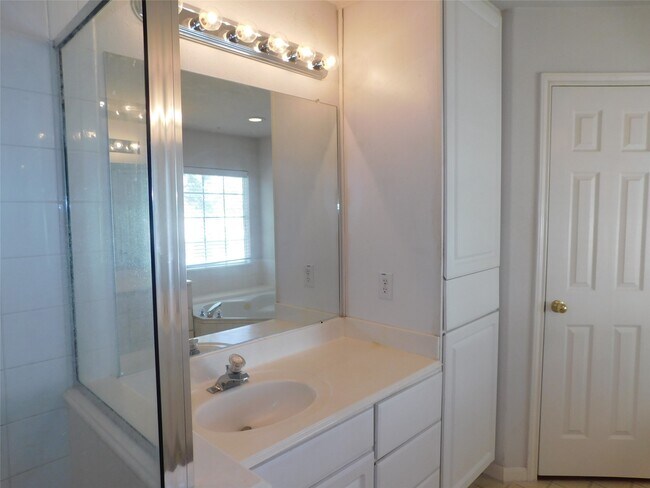 Photo - 2710 Grants Lake Blvd Unidad G3