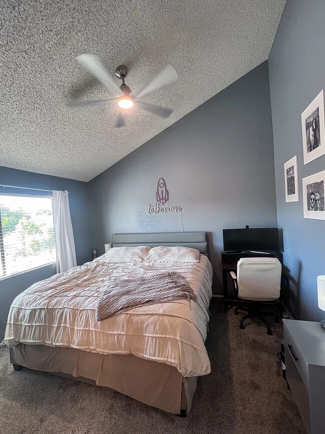 Photo - 1702 N Ventura Ln