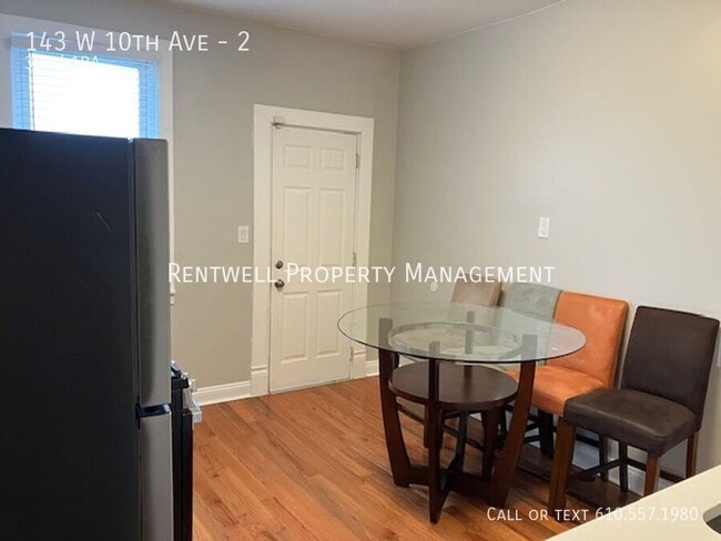 Photo - 143 W 10th Ave Unit 2