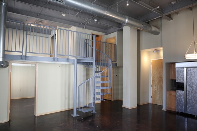 Photo - 110 N 3rd St Unit #711