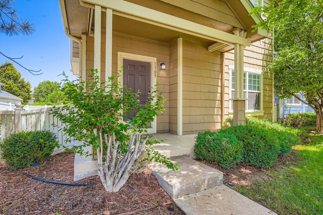 Photo - 4 bed /2.5bath Charming Home in Aurora