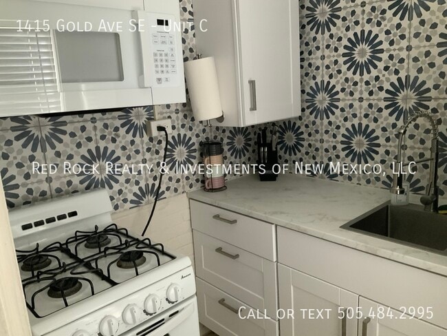 Photo - 1415 Gold Ave SE Unit C