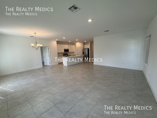 Photo - 1537 Meadowlark Dr