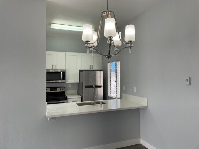 Photo - 8324 Regents Rd Rental