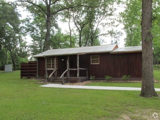 Building Photo - 8102 Hwy 75 Rental