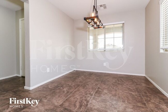 Photo - 18652 W Fulton St