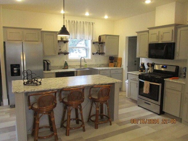 Photo - 301 N 1st Ave