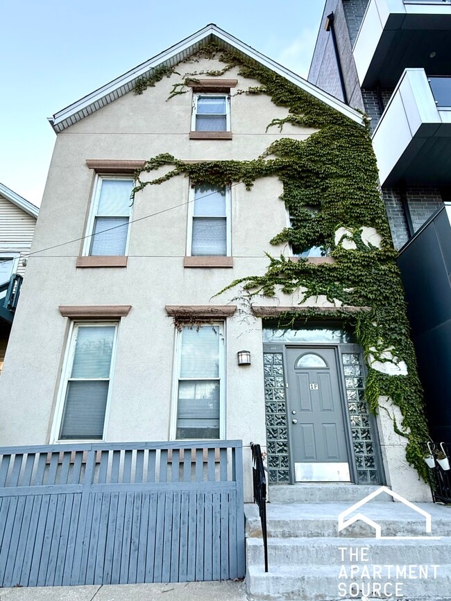 Photo - 942 N Elston Ave Unit 2R