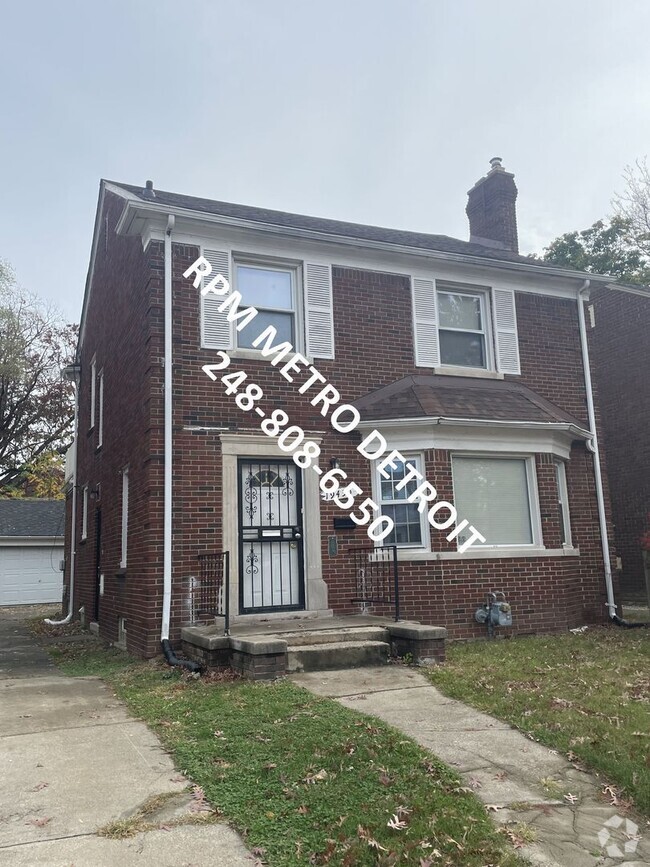 Building Photo - Brick Colonial in Detroit Rental