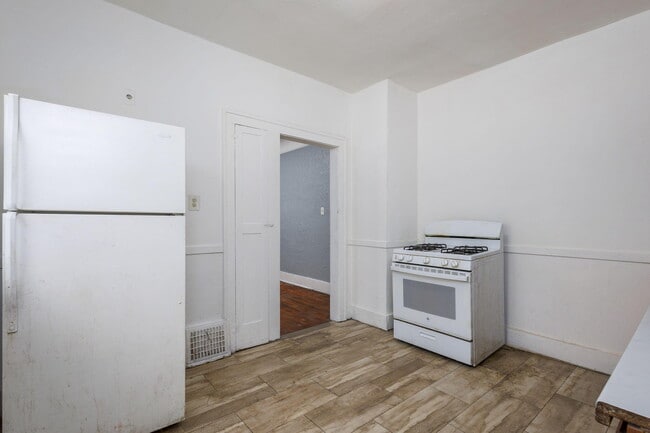 Photo - 19572 Alcoy Ave