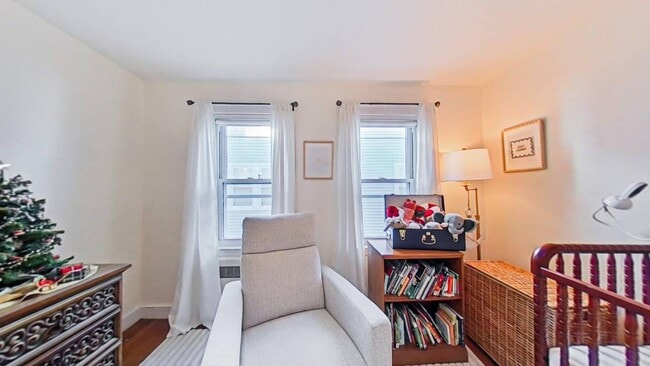 Photo - 33 Flett Rd Unit 1