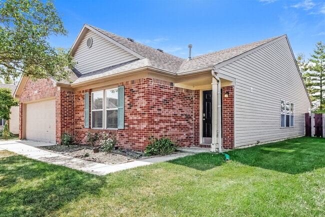 Photo - 10236 Hatherley Way